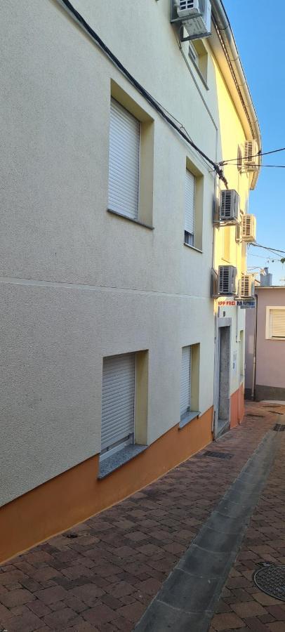 Apartmani Luka Crikvenica Exterior foto
